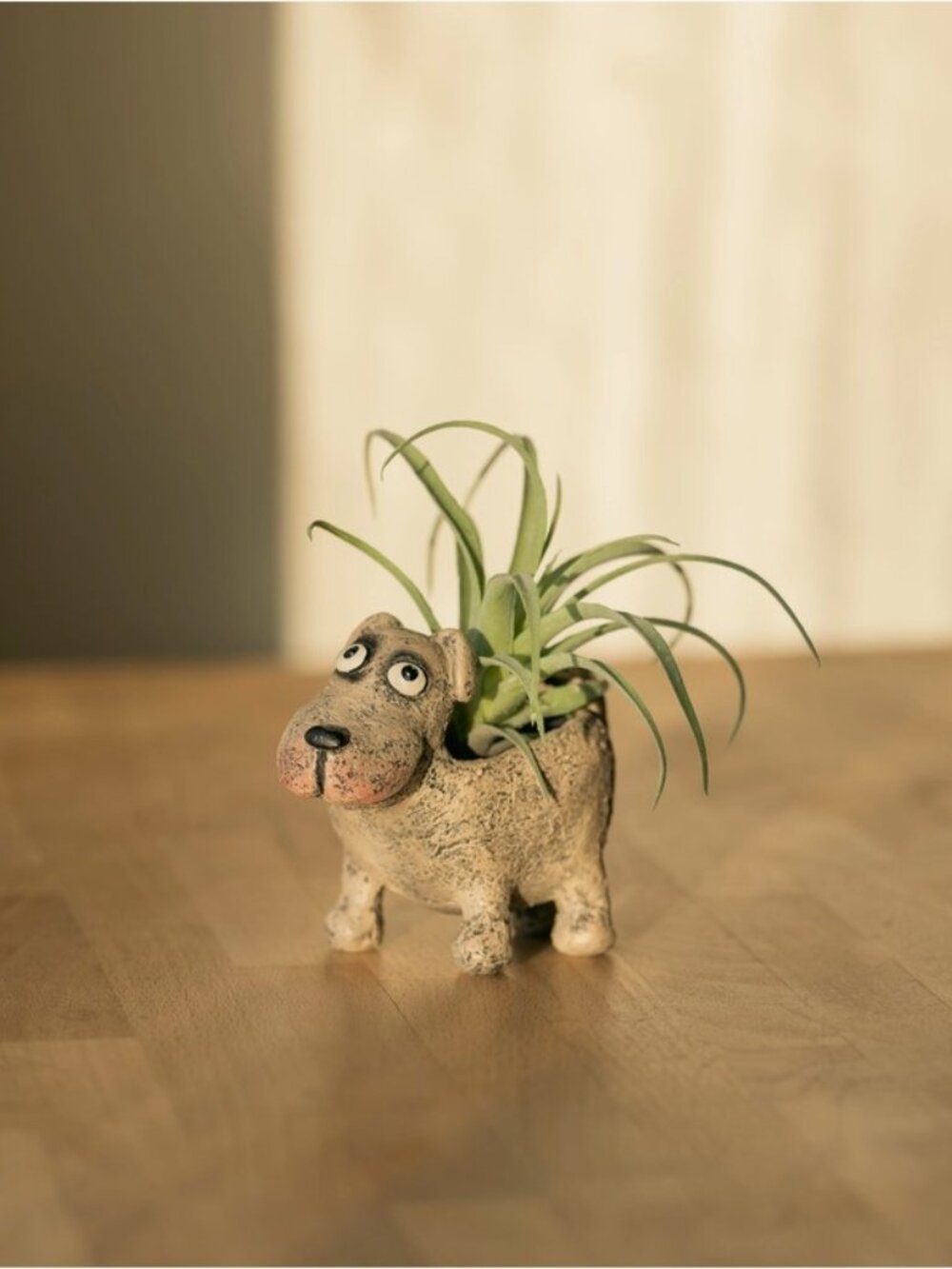 Petunia Dog Planter pot - Picture 3 of 4